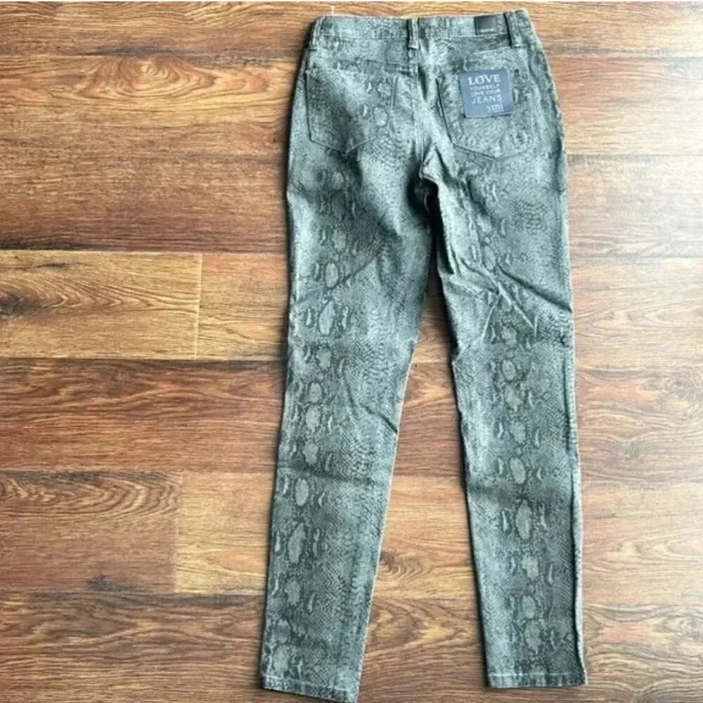 NEW YMI Jeans in Snakeskin Print | Animal Print | Snakeskin Pants | Snakeskin